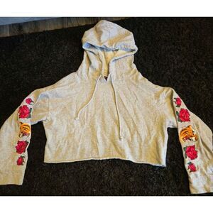 Hoodie size small‎